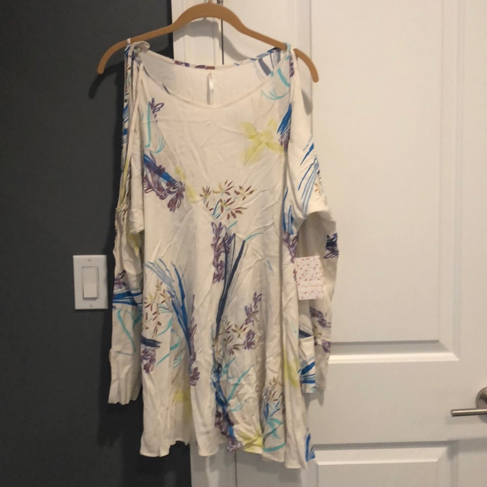 Free People Cold shoulder tunic